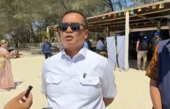 Janji Upayakan Air Bersih Segera Mengalir Lagi di Gili, Gubernur: Saya Mohon Maaf